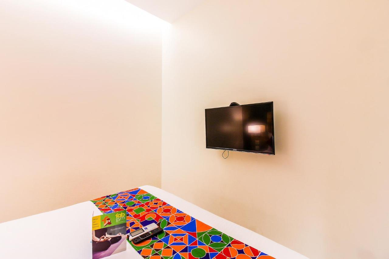 Fabhotel Rk International - Nr International Airport होटल